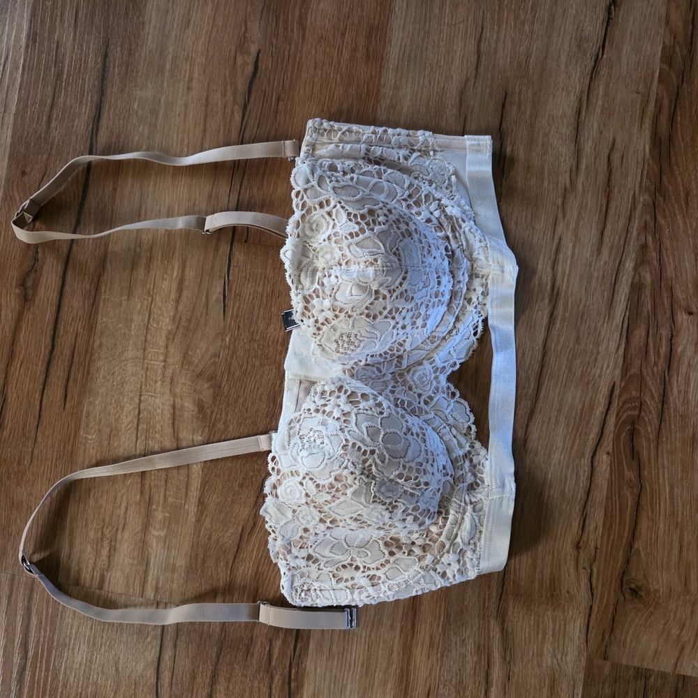 Lace Bralette in Cream